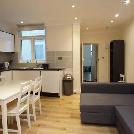 Evergreen Apartments- Flat 2 London Exterior photo