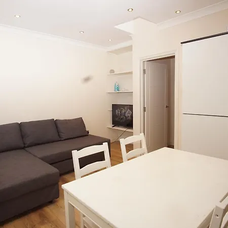 Evergreen Apartments- Flat 2 London Exterior photo