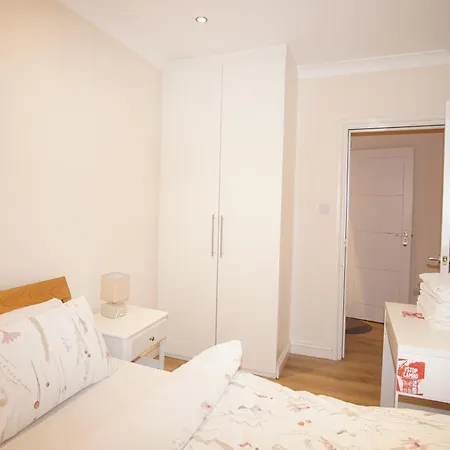 Evergreen Apartments- Flat 2 London Exterior photo