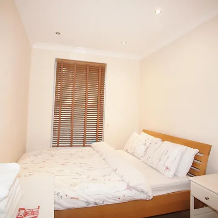 Evergreen Apartments- Flat 2 London Exterior photo